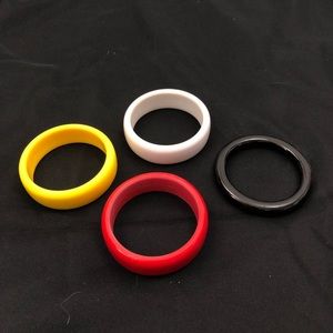 VTG Plastic Bangles